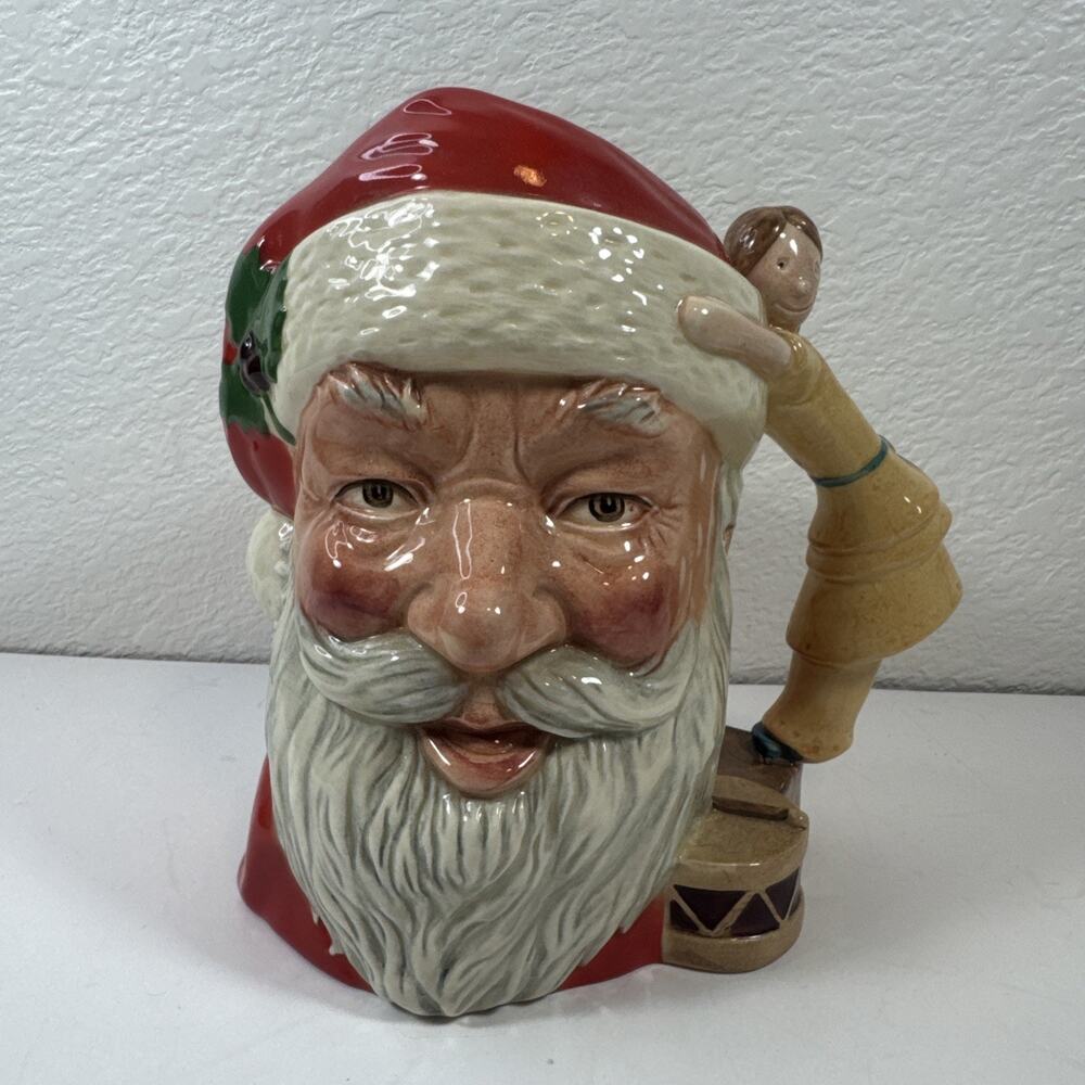 VINTAGE 1981 ROYAL DOULTON CHARACTER JUG SANTA CLAUS w/Doll Handle #D6668